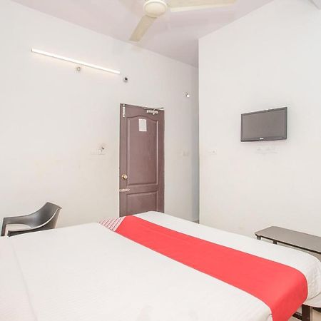 Oyo 6173 Udupi Park Inn Bangalore Exteriör bild